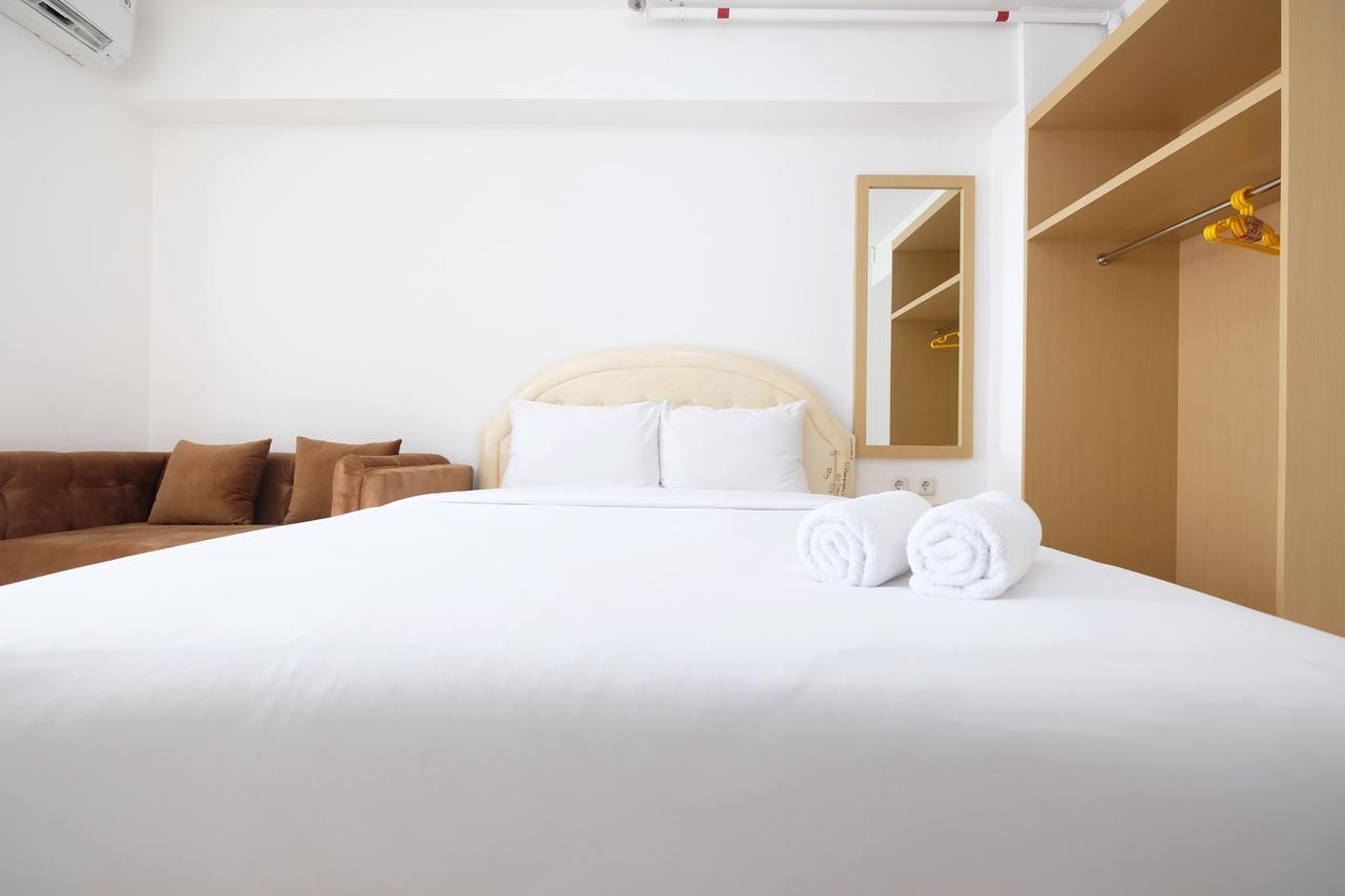 Appartement Affordable With Sofa Bed At Bassura By Travelio Jakarta